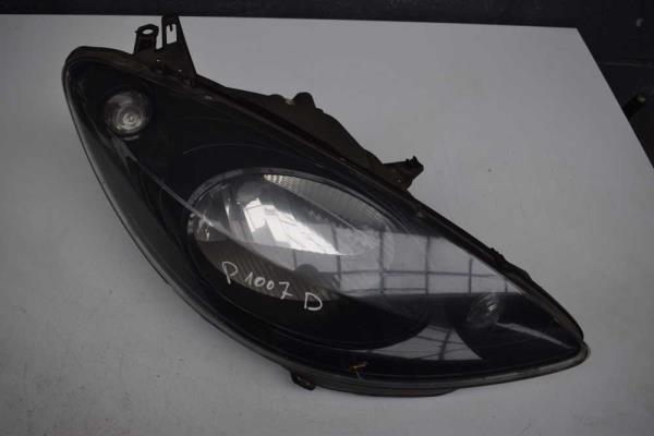 PHARE DROIT PEUGEOT - Vue 1